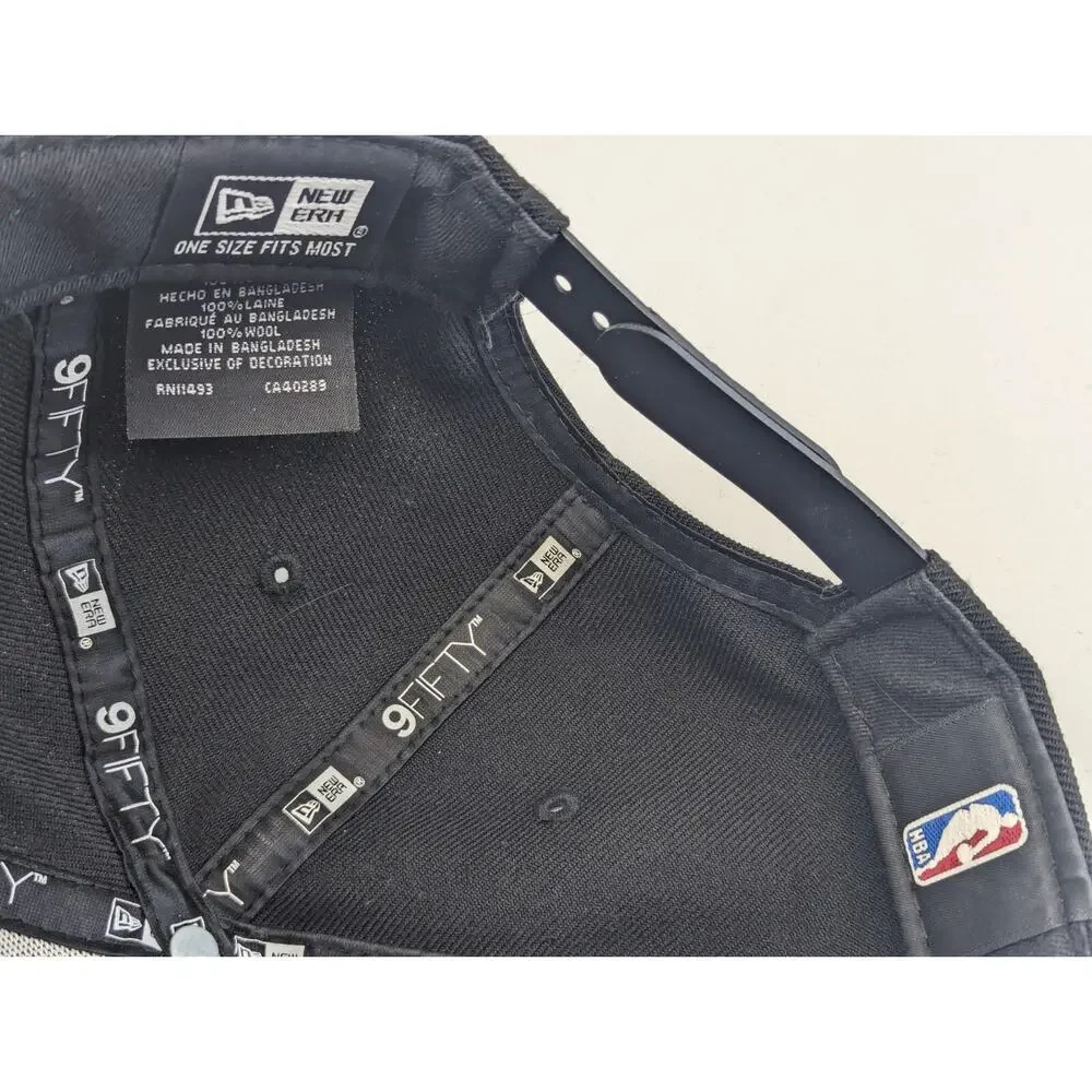 New Era 9Fifty OTC NBA Detroit Pistons‎ 2Tone Snapback OSFM Adjustable NBA Hat